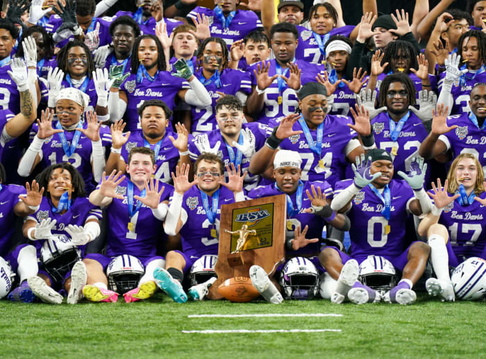 Ben Davis vs Crown Point IHSAA 6A Final November 25, 2023 Photo-Tyler Hart40